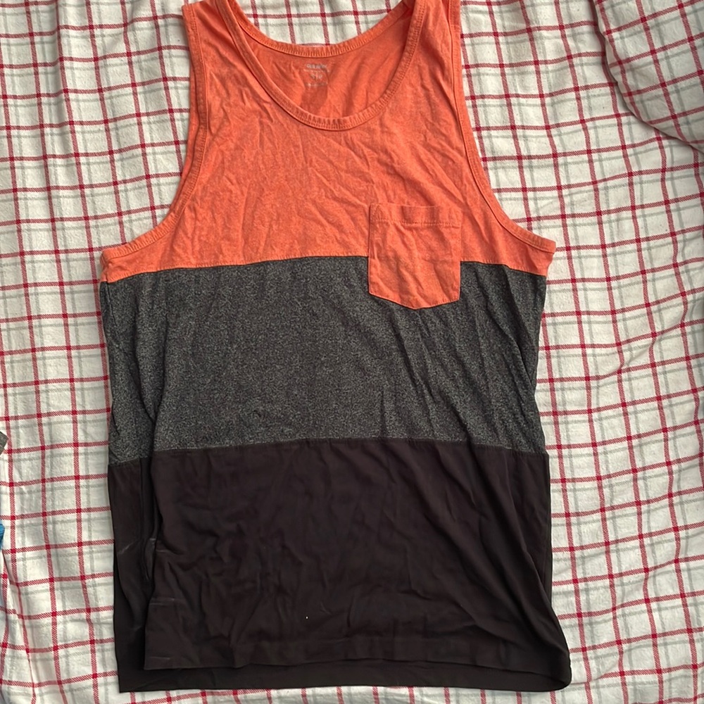 Old navy tank top size small